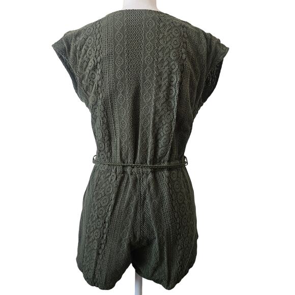 Roxy Green Crochet Lace Belted Romper Size S - Picture 2 of 4